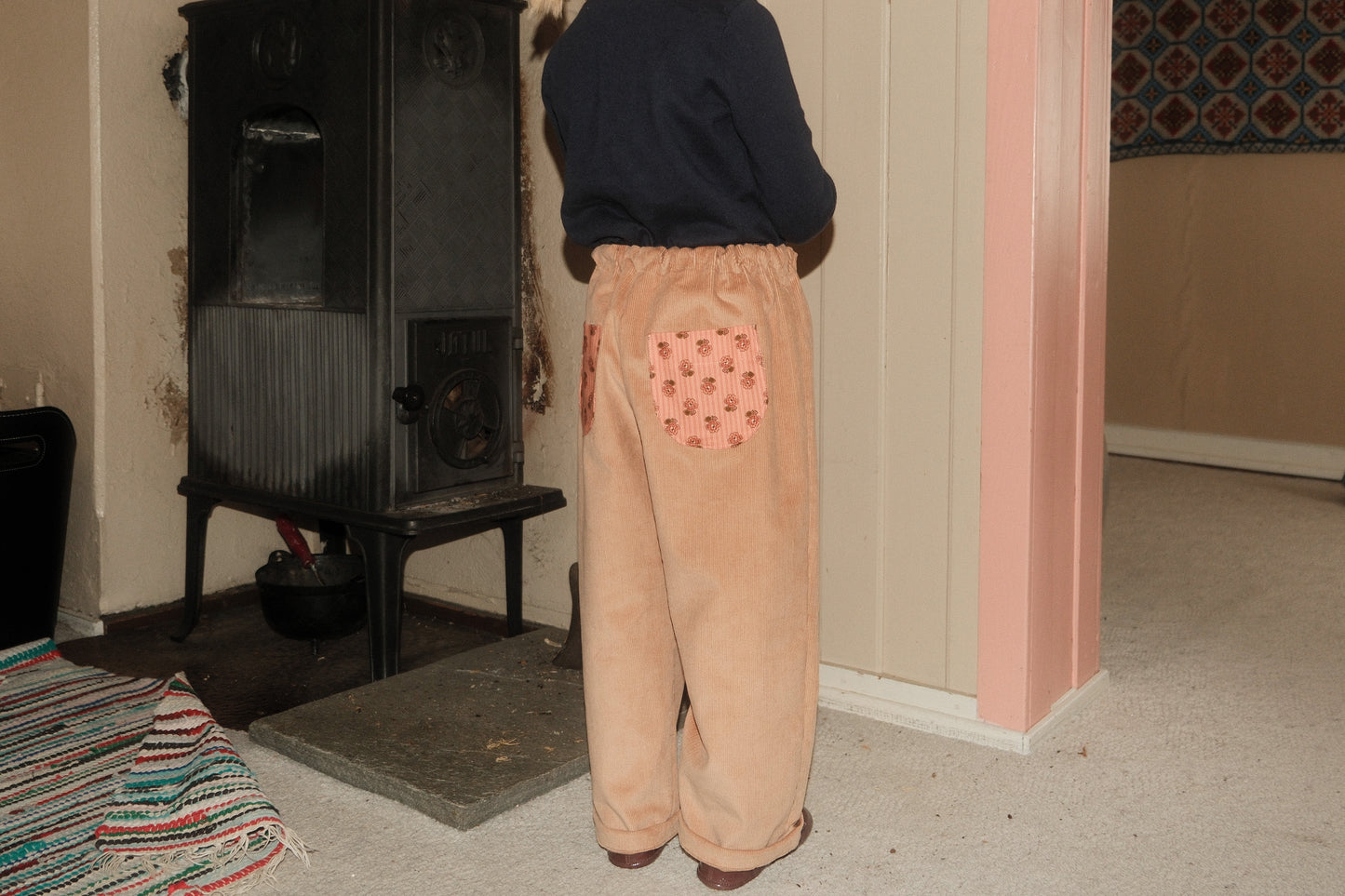 BILLE PANT, CAMEL CORDUROY, SALMON PINK FLOWER POCKETS